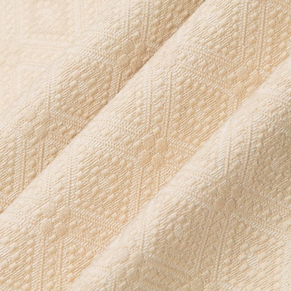 D3560 Cream Diamond 3