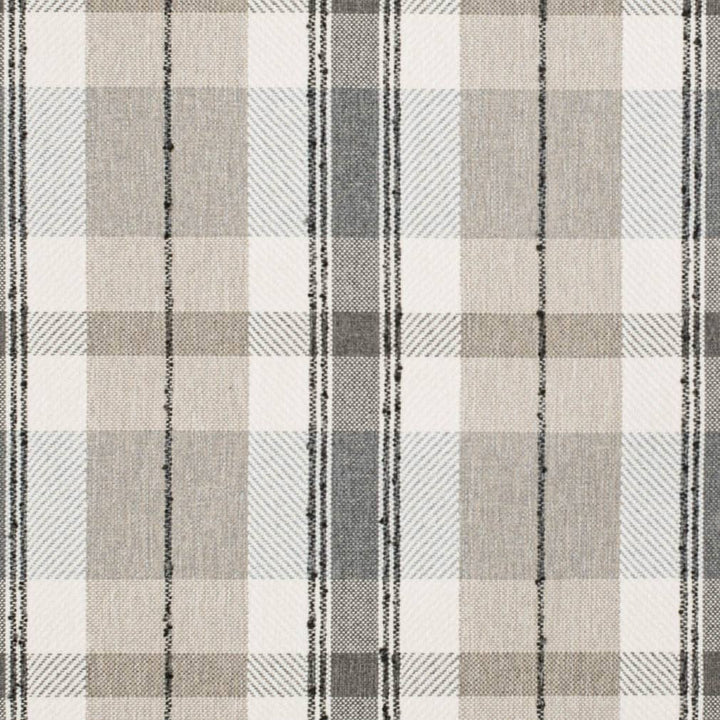 D3529 Cinder 1