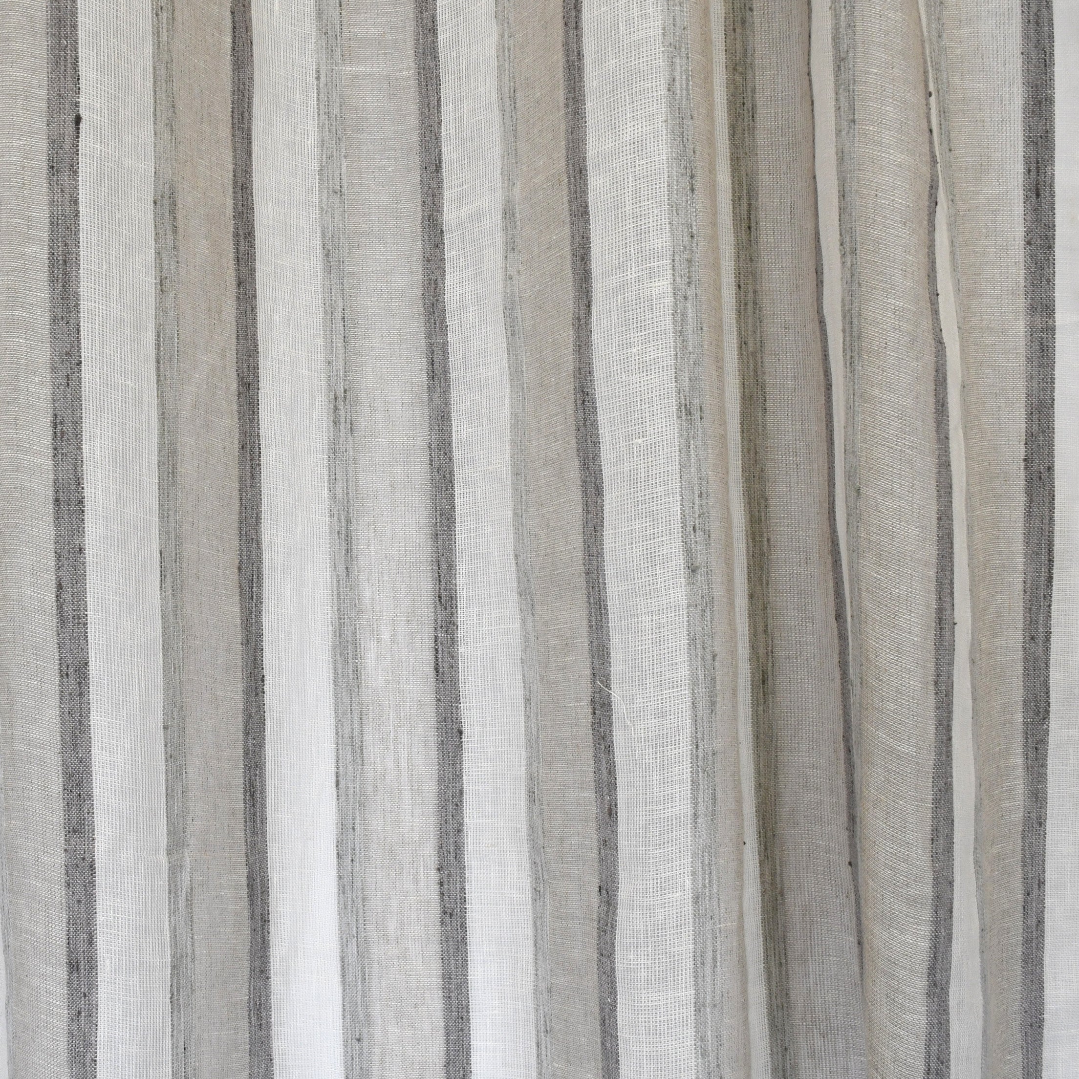 Versatile S2638 Dove fabric designed for elegant and durable decor.
