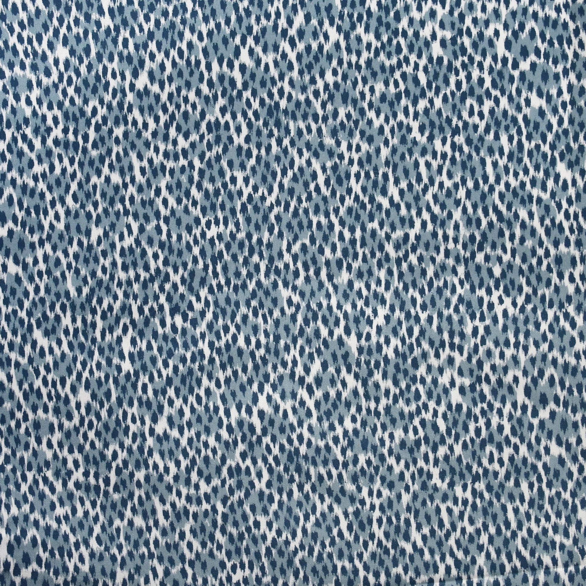 Versatile fabric swatch ideal for interior design, ideal for enhancing decor and furniture.