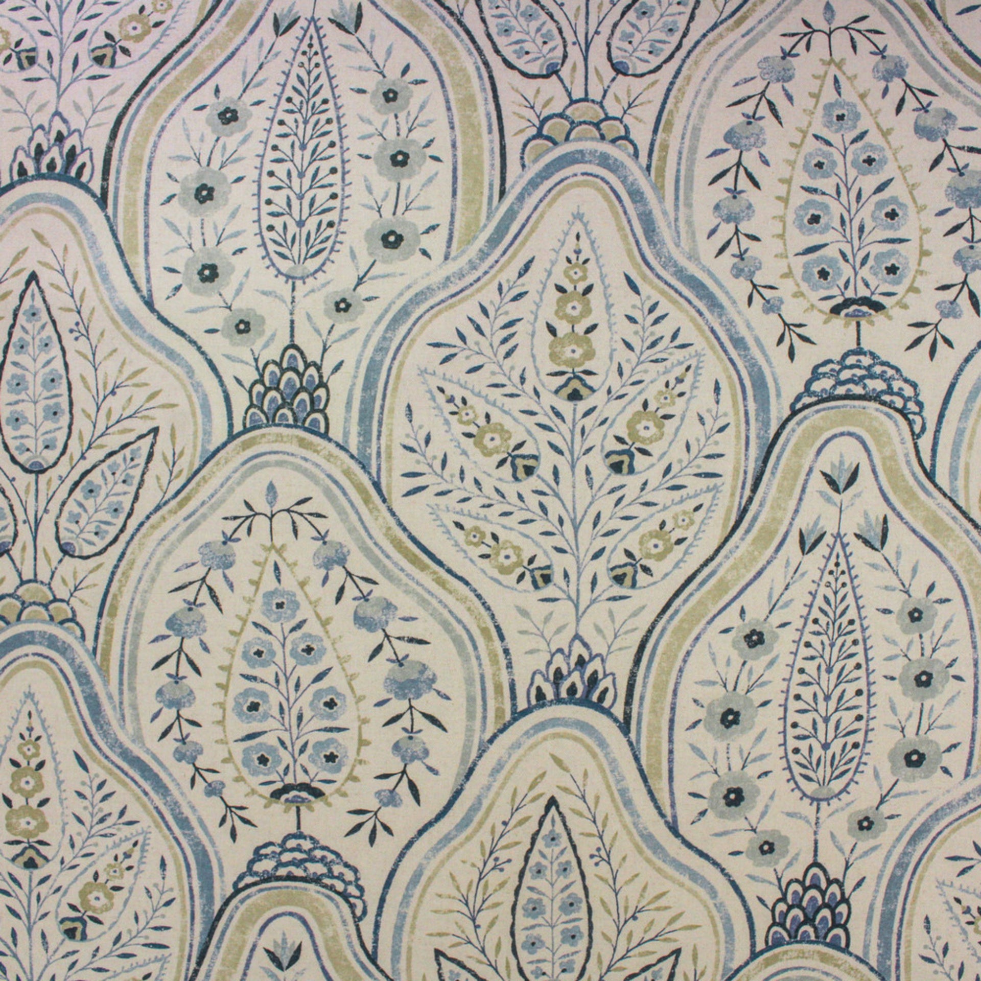 Versatile fabric swatch ideal for interior design, ideal for enhancing decor and furniture.