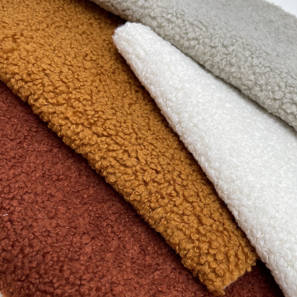 United Fabrics DAISY 48 Hazy